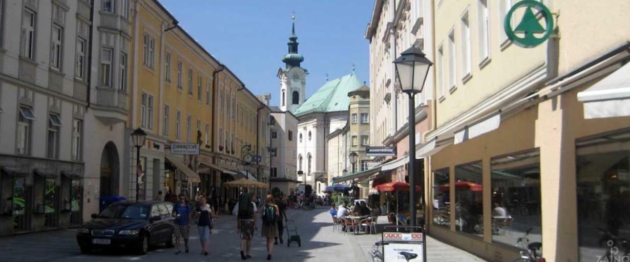 Stilvolle Wohnung Im Herzen Salzburgs Bagian luar foto